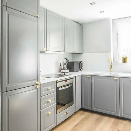 Przytulny Apartament Blisko Starówki Apartamento Gdańsk